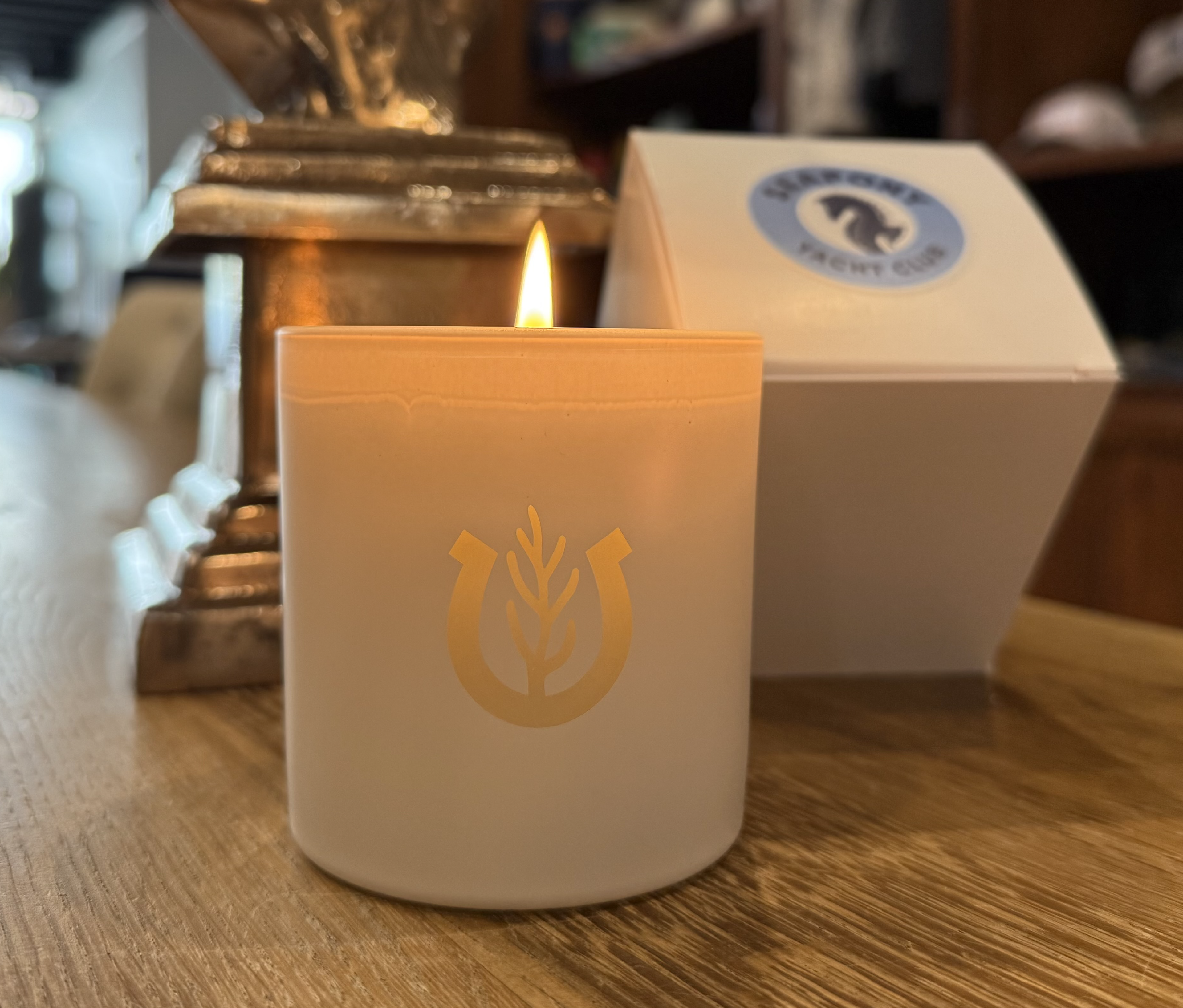 The Seapony Yacht Club - Private Moorings Luxury Candle
